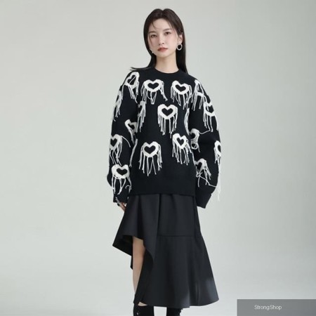 【南紡購物中心】 《 時尚女裝》 設計感甜美愛心流蘇毛衣圓領寬鬆針織衫長袖上身