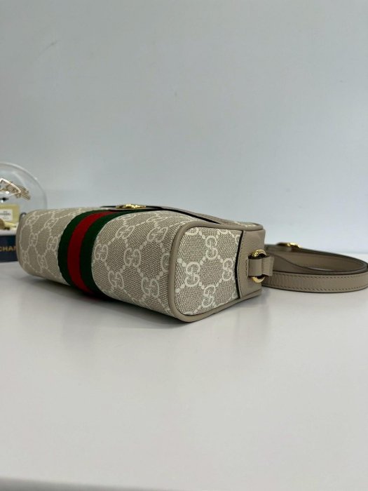 近全新 ManlySelect曼黎選品 Gucci 郵差包