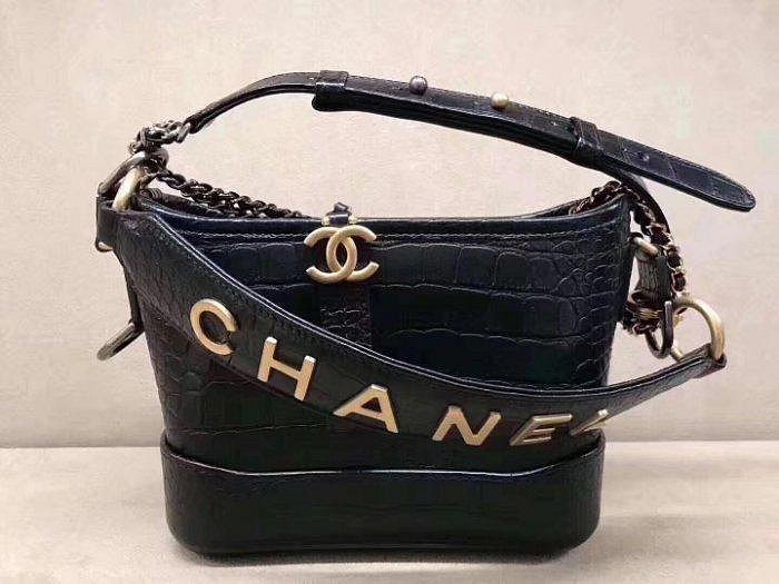 Y0335350792 1 Chanel 香奈兒包 AS0865 de 秋冬新款鱷魚紋流浪包