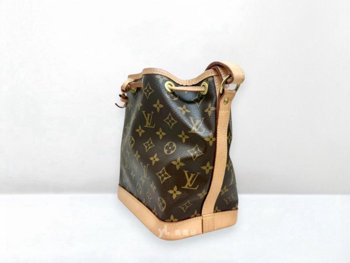 遠麗精品 132 C3927 LV包包 原花束口抽繩水桶包BB M46983 (桃園店)