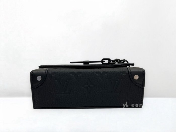 遠麗精品 132 S5453 LV包包 Steamer黑牛皮壓紋方盒包M81746 (板橋府中店)